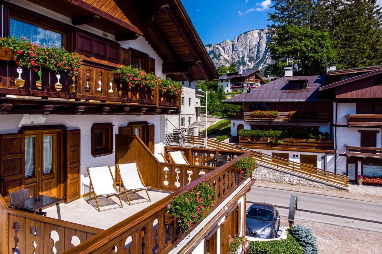 Hotel Natale Cortina d'Ampezzo Exterior photo